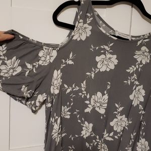 Ladies cold shoulder top
